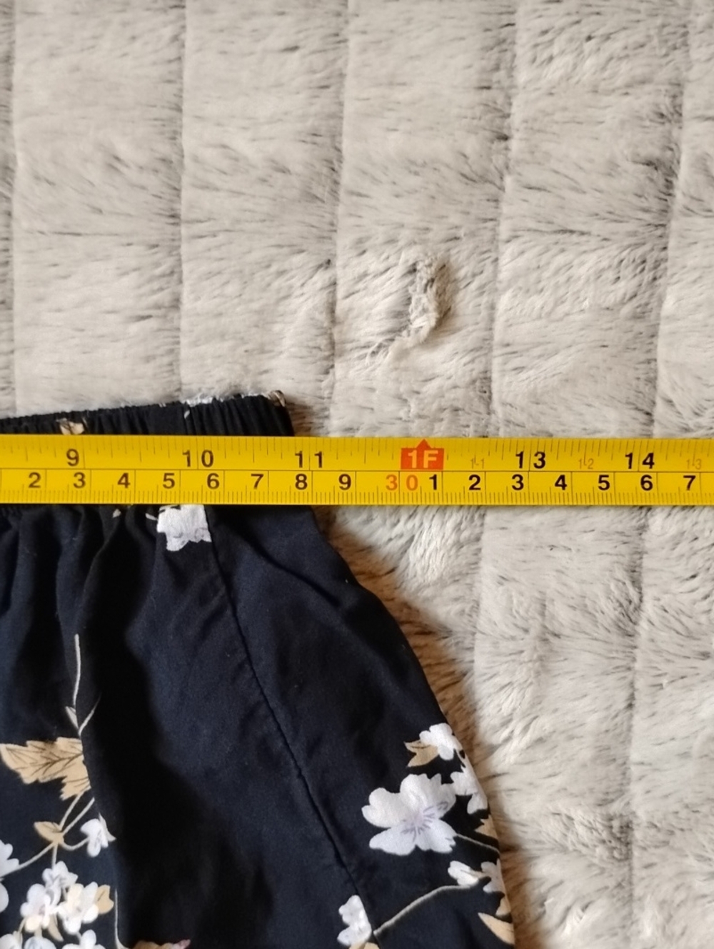 Black Floral Short Pajama Set with White Piping - Picture 10 of 11